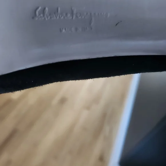 Salvatore Ferragamo Heels - Picture 13 of 13